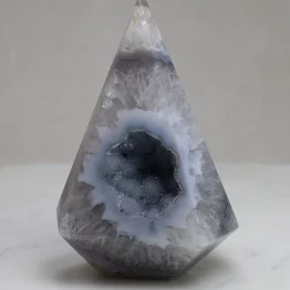 Agaat toren, druzy devine