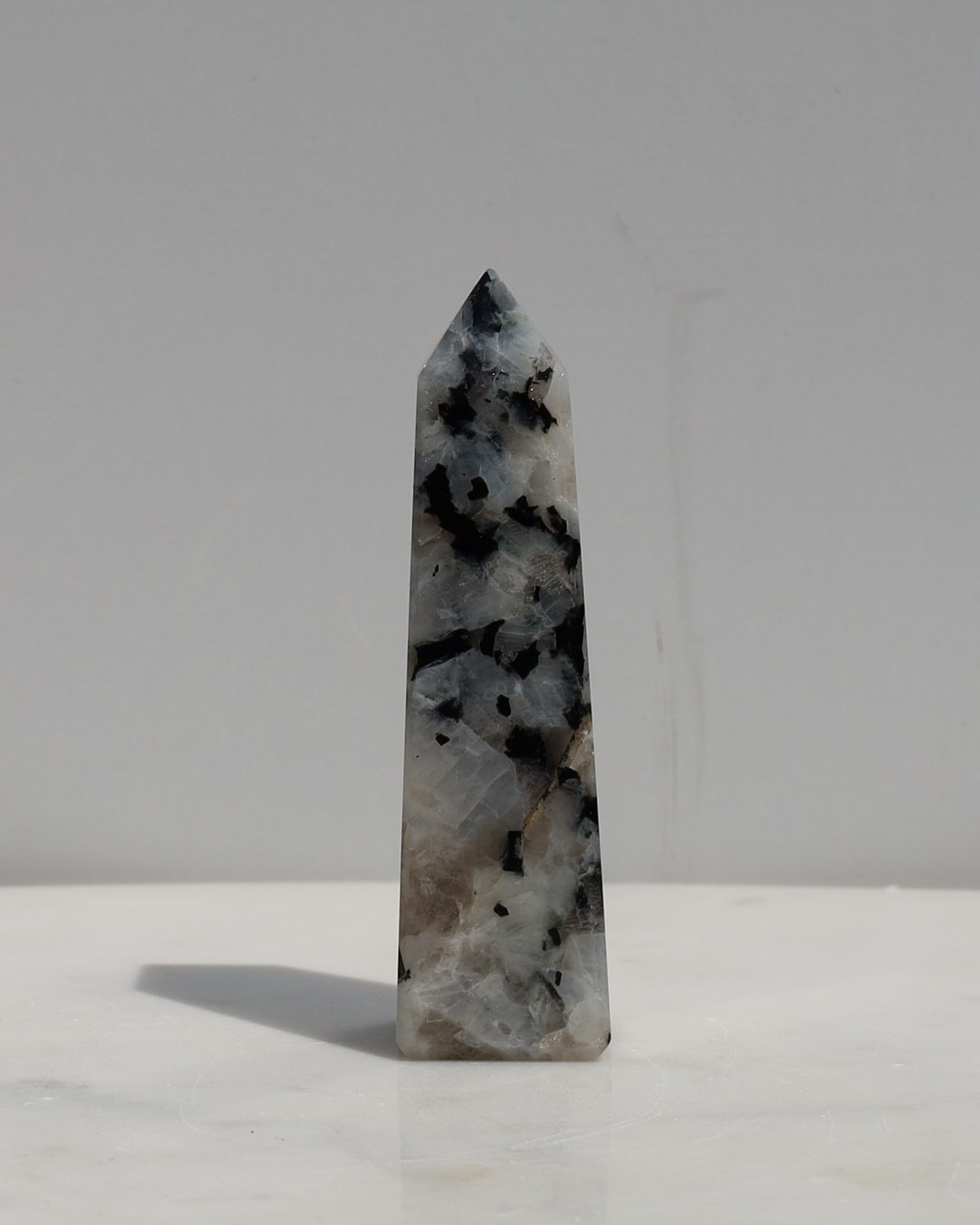 Maansteen toren | Regenboog