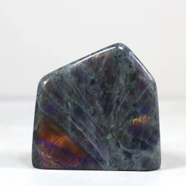 Labradoriet, purple aurora