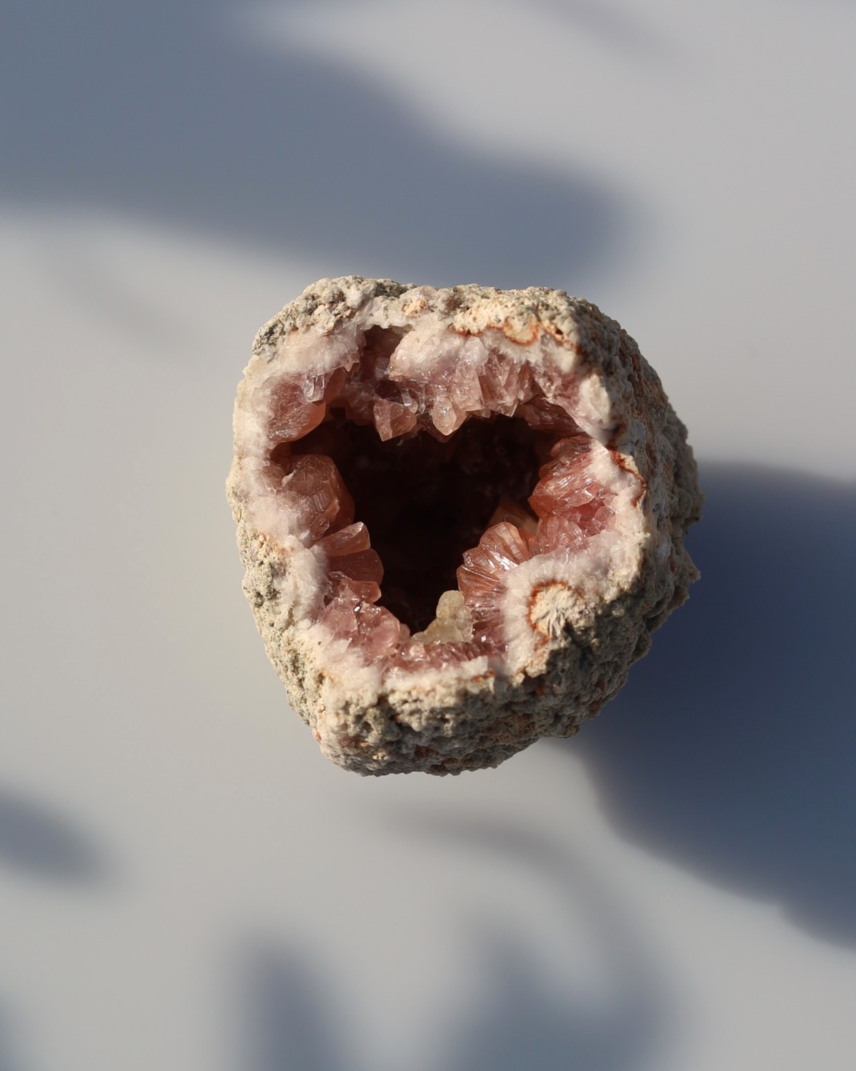 Roze amethist geode | Z32